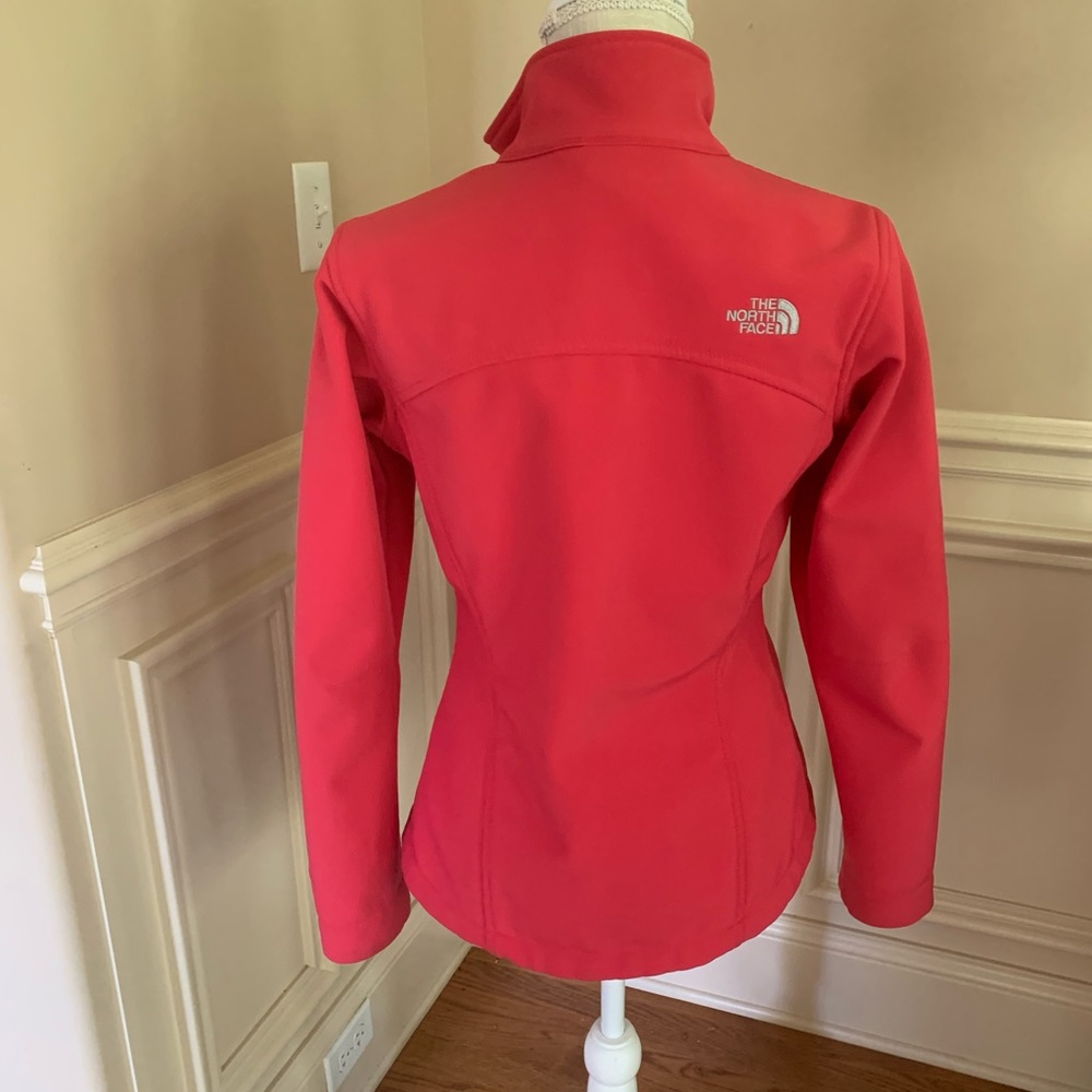 The North Face Women's Pink Bomber Jacket - Picture 6 of 15